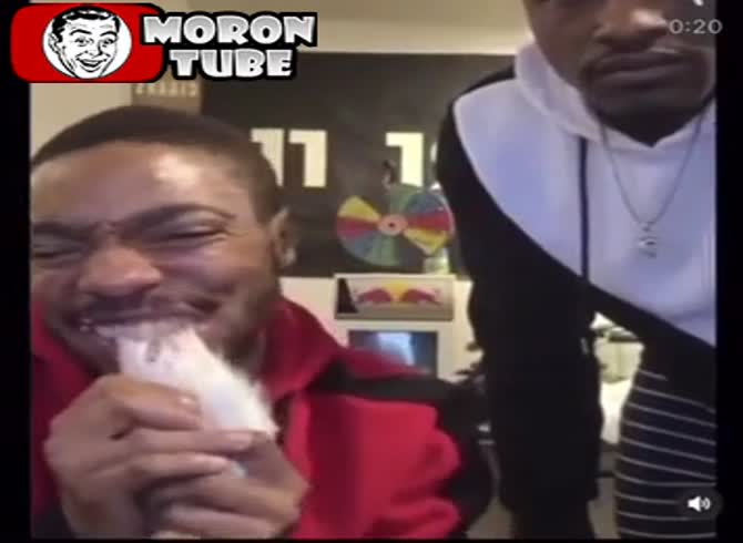 Video :He tries eating a raw rat, but he seems to be swiftly turned off by the flavor!